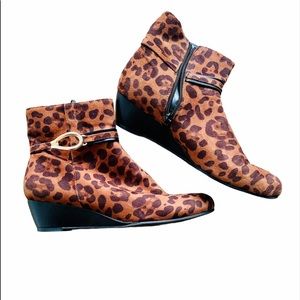 Animal Print Wedge Booties Size 8.5